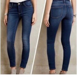 Pilcro Serif Fit Distressed Skinny Blue Jeans Size 30